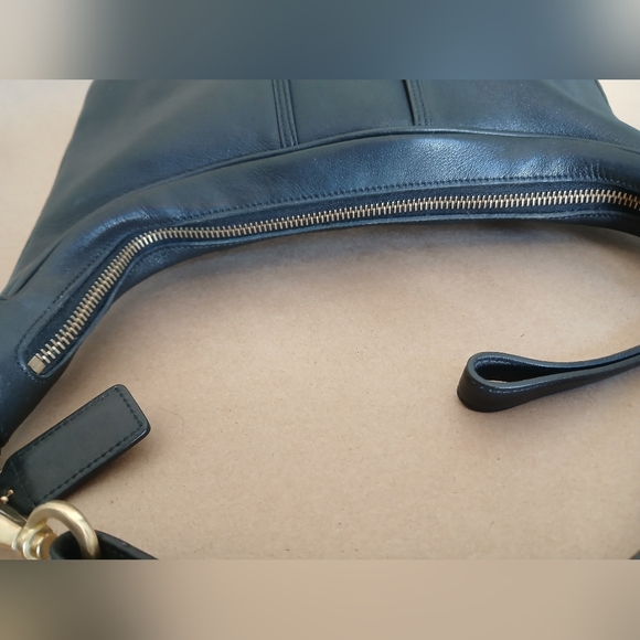 Vintage COACH Amanda Hobo Black Leather Bag - Picture 5 of 9